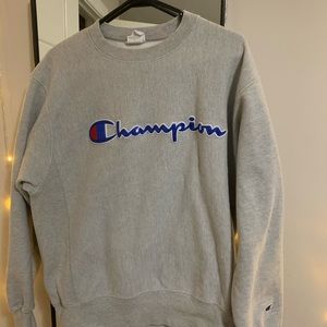 Champion Crewneck sweater